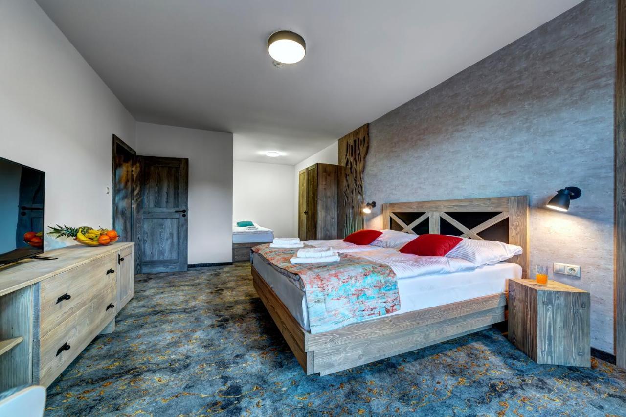 Hotel Strachan Family Jasna Demänovská Dolina Dış mekan fotoğraf